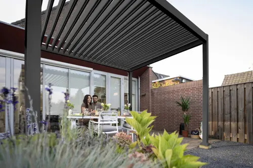 Lekker lang zomeren onder de overkapping