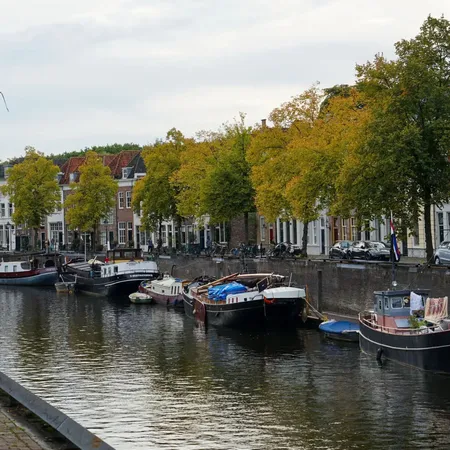 Alexsar Art Tuinschilderij smalle haven 50x50cm - afbeelding 1