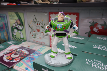 Disney Tuinbeeld 3d Buzz Lightyear - afbeelding 2