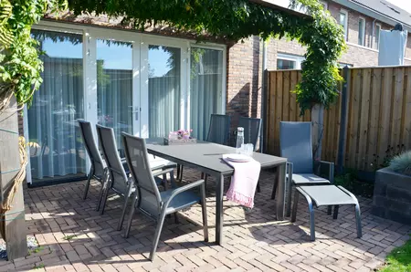 Standenstoel Mojito Negro in tuin