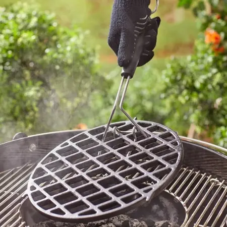 Weber Gourmetbbqsystem grate lifter